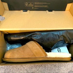 Brand New Ugg Leisure Slides, Brown Size 9